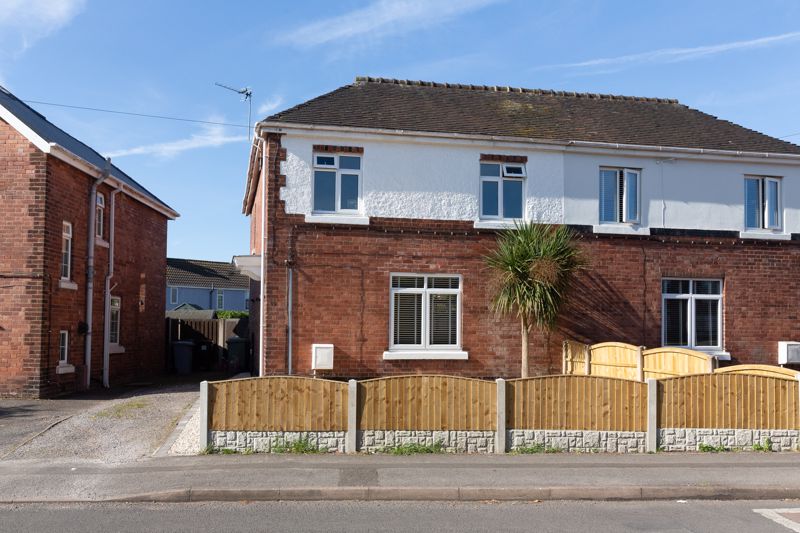 3 bed house for sale in Larch Road, Ollerton, NG22, NG22