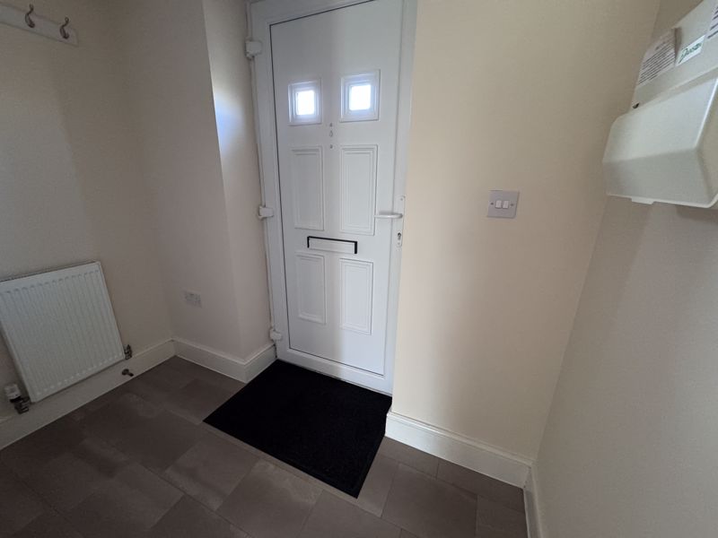 3 bed house for sale in Faraday Close, Ollerton, NG22 2