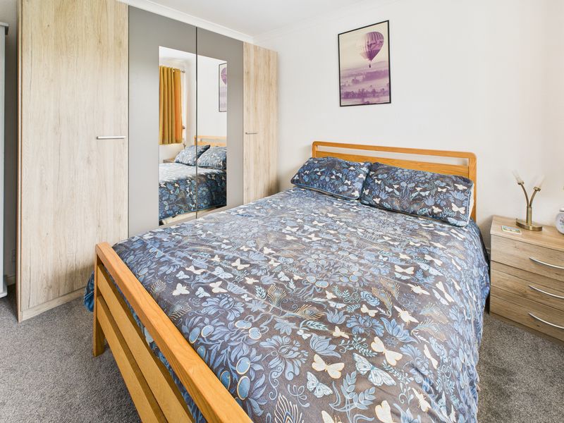 2 bed bungalow for sale in Maid Marian Avenue, Bilsthorpe, NG22 9