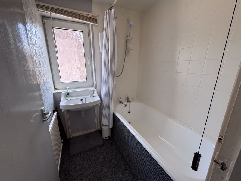 3 bed house for sale in Petersmith Drive, Ollerton, NG22 11
