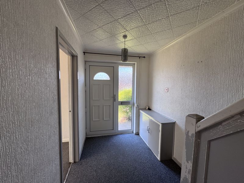 3 bed house for sale in Petersmith Drive, Ollerton, NG22  - Property Image 3