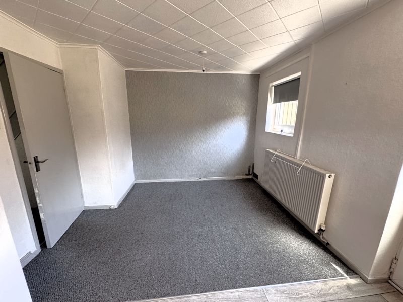 3 bed house for sale in Petersmith Drive, Ollerton, NG22 5