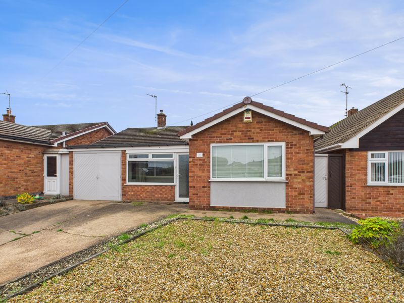 3 bed bungalow for sale in Bescar Lane, Ollerton, NG22  - Property Image 1