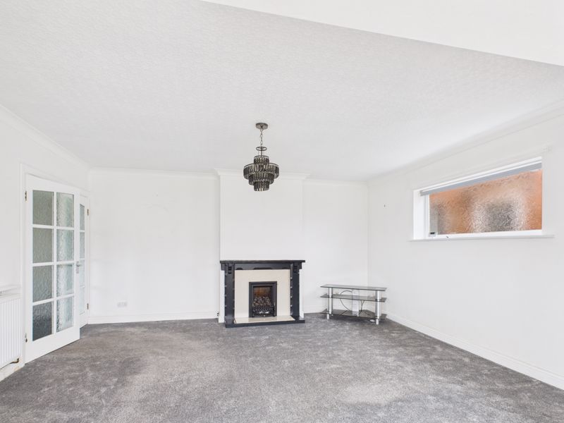 3 bed bungalow for sale in Bescar Lane, Ollerton, NG22 3