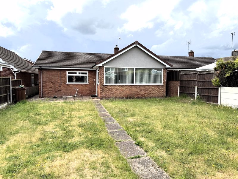 3 bed bungalow for sale in Bescar Lane, Ollerton, NG22  - Property Image 3