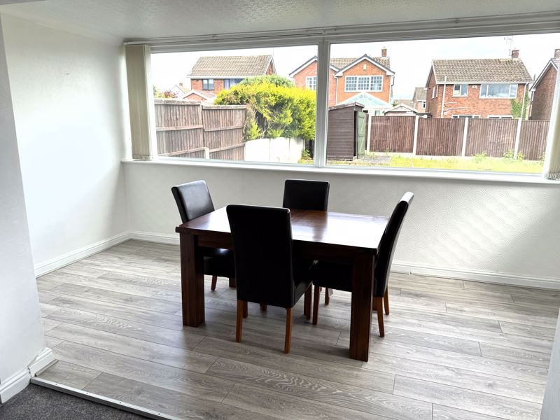 3 bed bungalow for sale in Bescar Lane, Ollerton, NG22  - Property Image 9