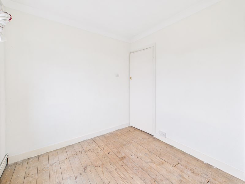 3 bed house for sale in Crompton Road, Bilsthorpe, NG22  - Property Image 12