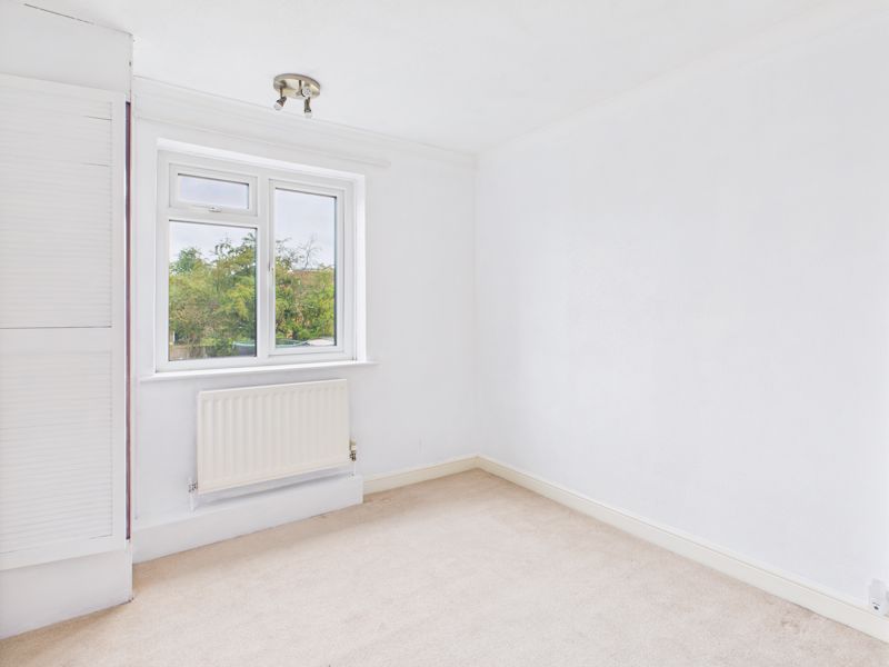 3 bed house for sale in Crompton Road, Bilsthorpe, NG22  - Property Image 10