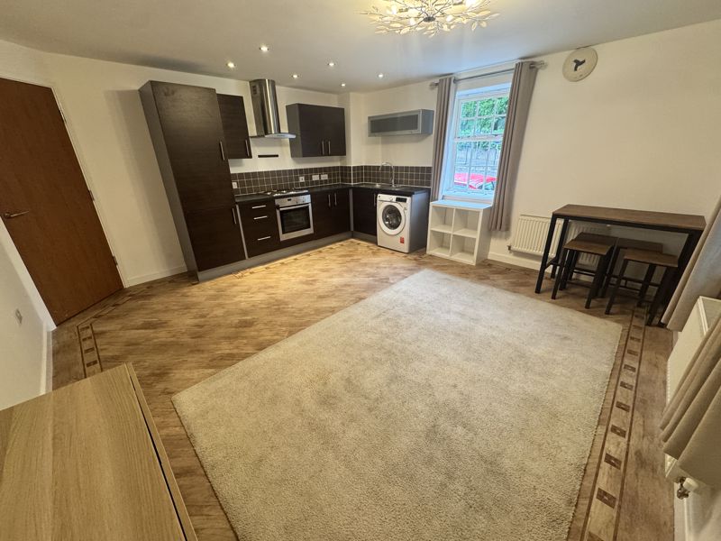 2 bed flat for sale in Bath Lane, Mansfield, NG18  - Property Image 3