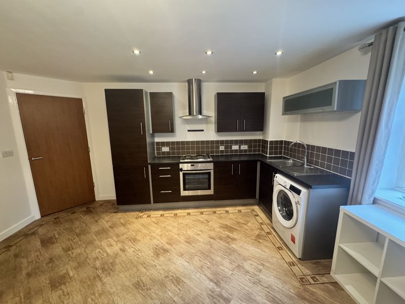 2 bed flat for sale in Bath Lane, Mansfield, NG18  - Property Image 5