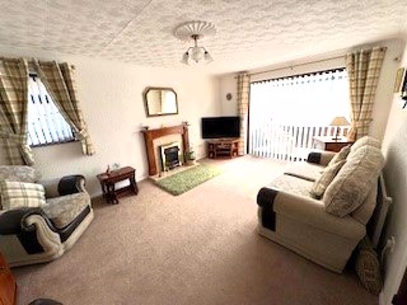 3 bed bungalow for sale in Maida Lane, Ollerton, NG22  - Property Image 3
