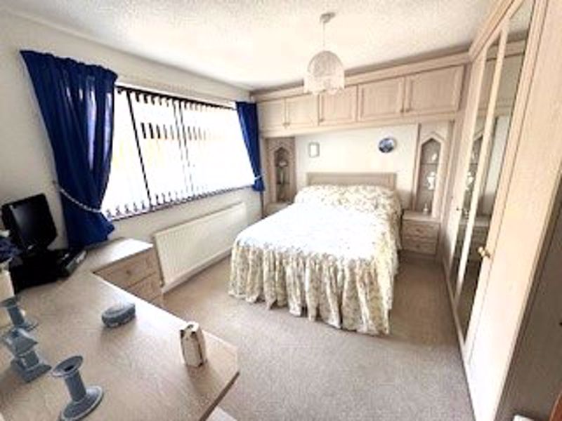 3 bed bungalow for sale in Maida Lane, Ollerton, NG22 8