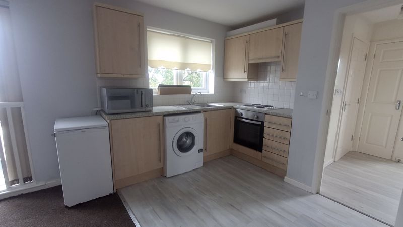 1 bed flat for sale in Rufford Avenue, New Ollerton, NG22  - Property Image 2