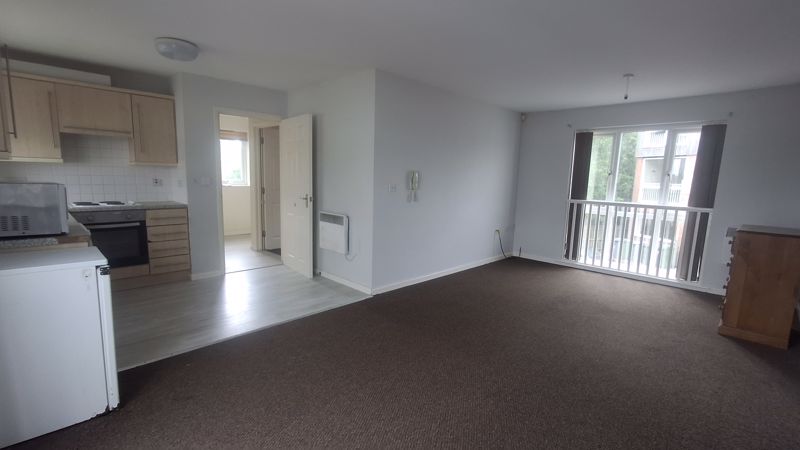 1 bed flat for sale in Rufford Avenue, New Ollerton, NG22  - Property Image 4