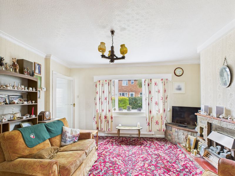 3 bed house for sale in Forest Road, Clipstone, NG21 2