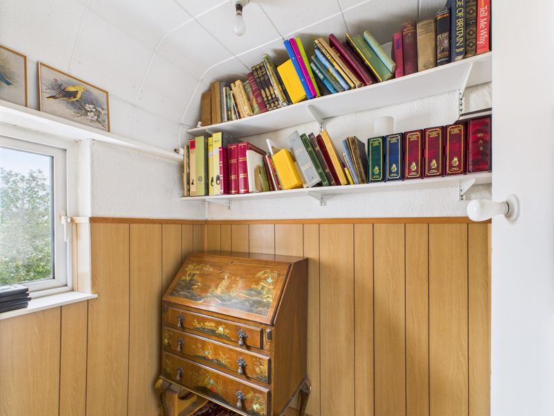 3 bed house for sale in Forest Road, Clipstone, NG21  - Property Image 17