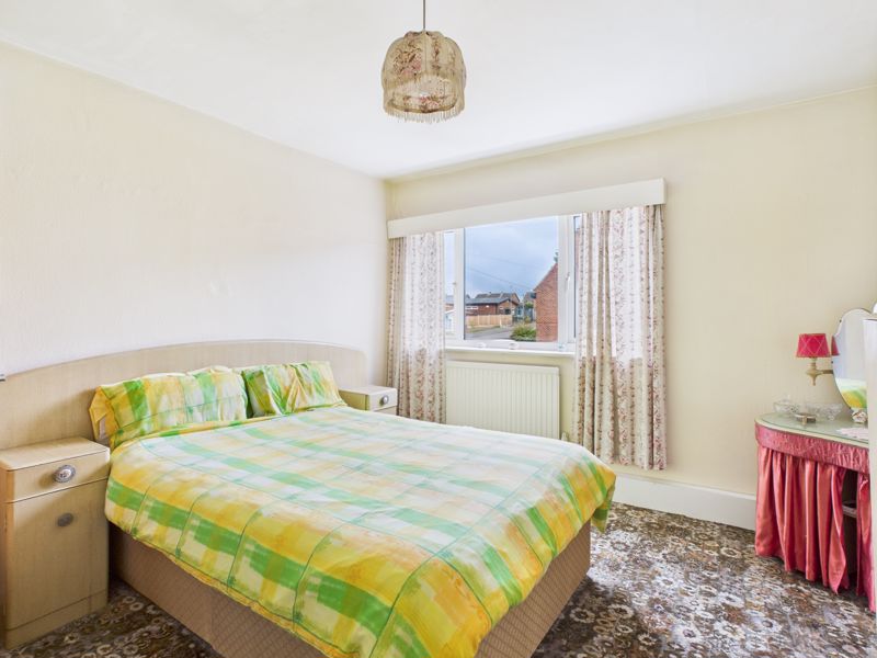 3 bed house for sale in Forest Road, Clipstone, NG21 6
