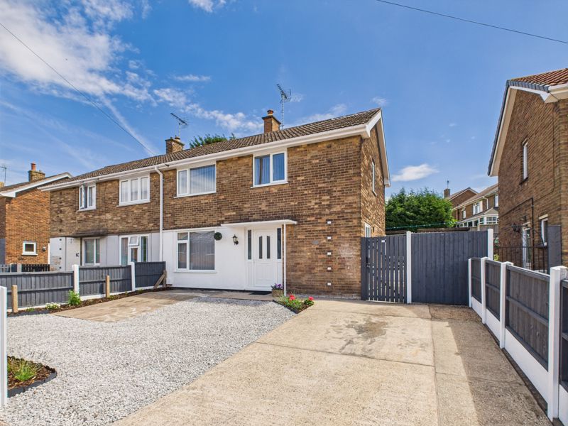 3 bed house for sale in Petersmith Drive, Ollerton, NG22, NG22
