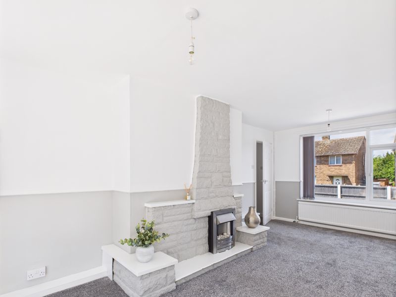 3 bed house for sale in Petersmith Drive, Ollerton, NG22  - Property Image 4