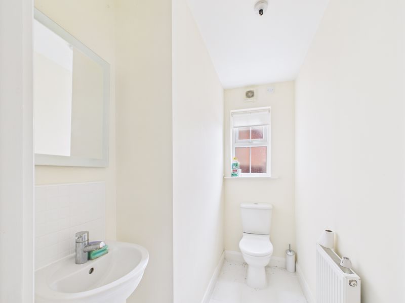 4 bed house for sale in Old Station Yard, Edwinstowe , NG21  - Property Image 5