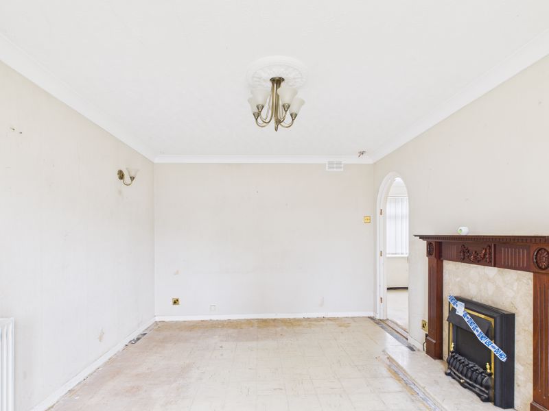 3 bed house for sale in Greenwood Crescent, Boughton, NG22 5
