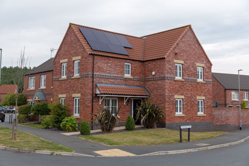4 bed house for sale in Kingfisher Way, Ollerton, NG22, NG22