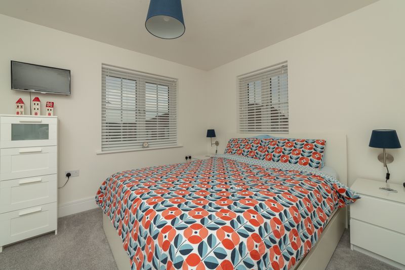 4 bed house for sale in Kingfisher Way, Ollerton, NG22 11