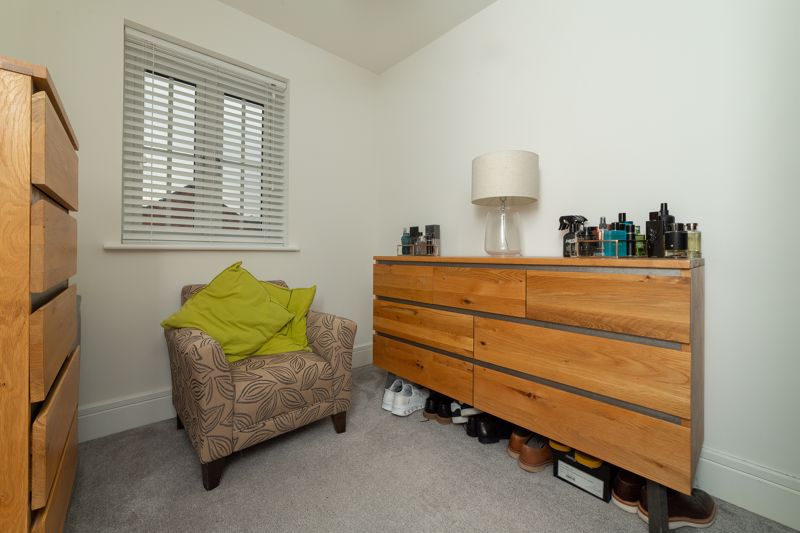 4 bed house for sale in Kingfisher Way, Ollerton, NG22 15