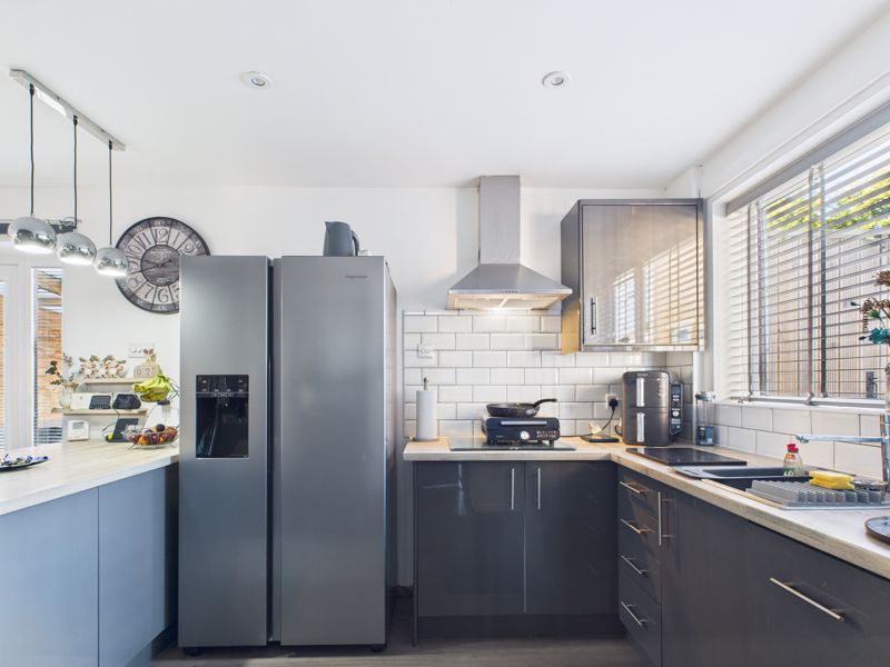 3 bed house for sale in Hawthorn Drive, Newark, NG22 4