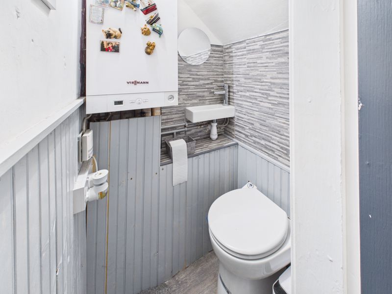 3 bed house for sale in Hawthorn Drive, Newark, NG22  - Property Image 9