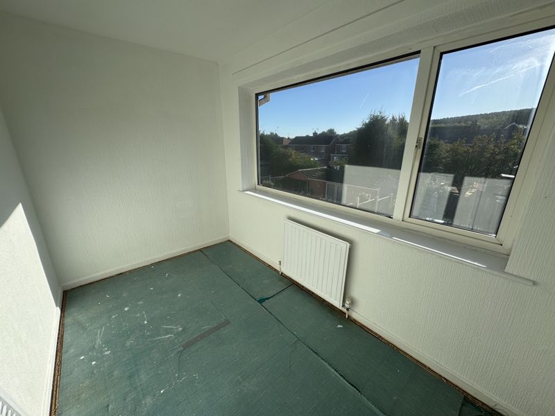 3 bed house to rent in Hawthorn Drive, Ollerton, NG22 11
