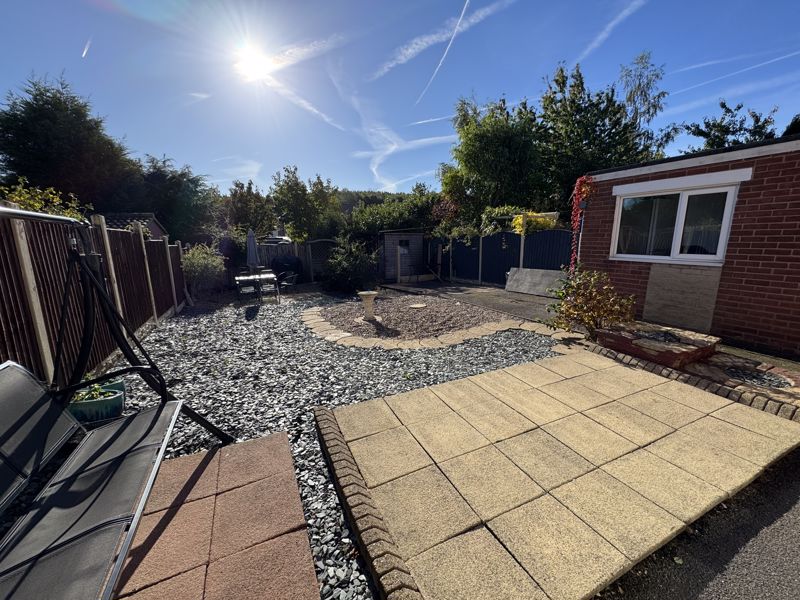 3 bed house to rent in Hawthorn Drive, Ollerton, NG22 13