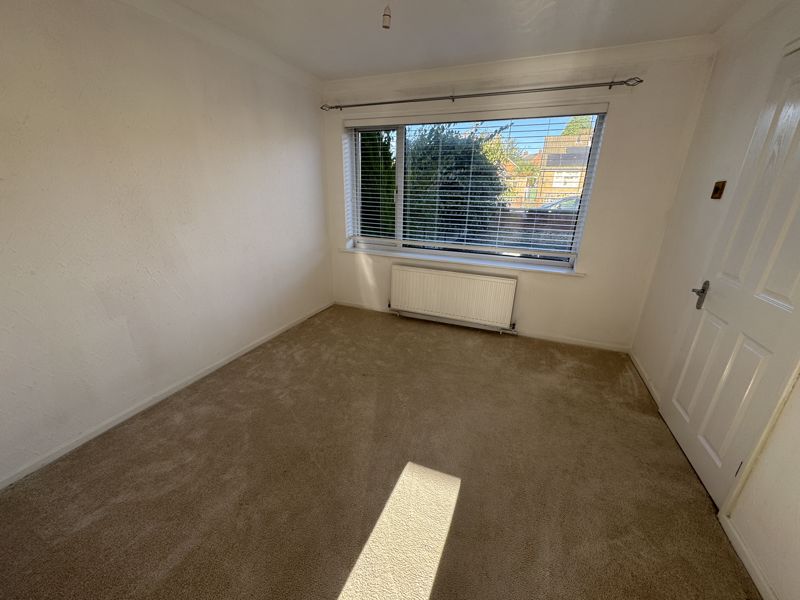 3 bed house to rent in Hawthorn Drive, Ollerton, NG22 9