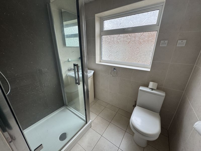 2 bed bungalow for sale in Fern Bank Avenue, Newark, NG22  - Property Image 3