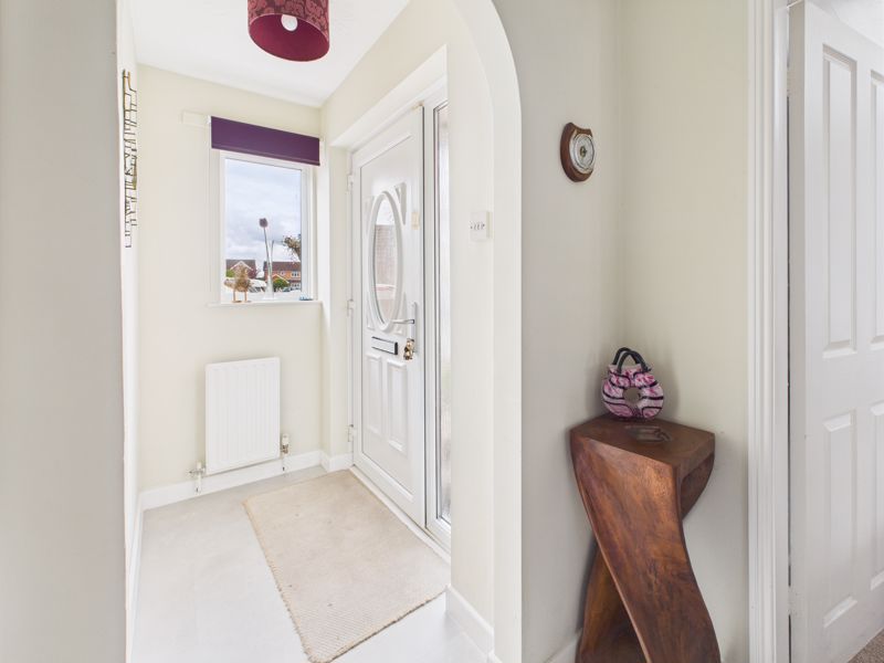 4 bed house for sale in Bramble Close, Newark, NG22  - Property Image 2