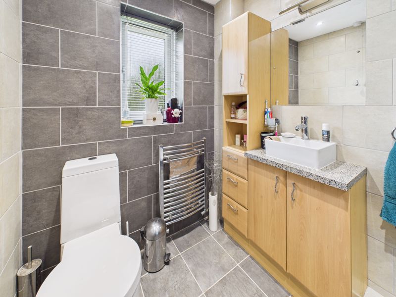 4 bed house for sale in Bramble Close, Newark, NG22 16