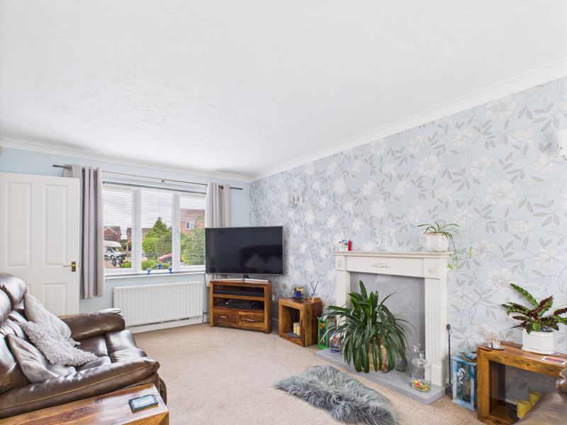 4 bed house for sale in Bramble Close, Newark, NG22 10