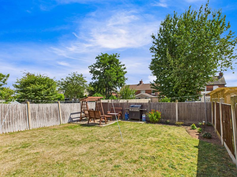 3 bed house for sale in Chestnut Drive, Ollerton, NG22  - Property Image 10
