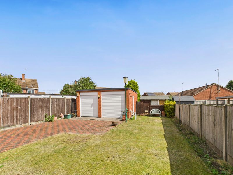 3 bed house for sale in Abbey Road, Edwinstowe, NG21  - Property Image 13
