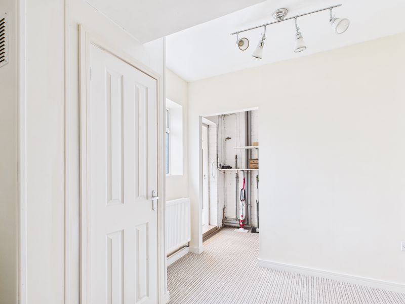 2 bed bungalow for sale in Greendale Avenue, Mansfield, NG21  - Property Image 11