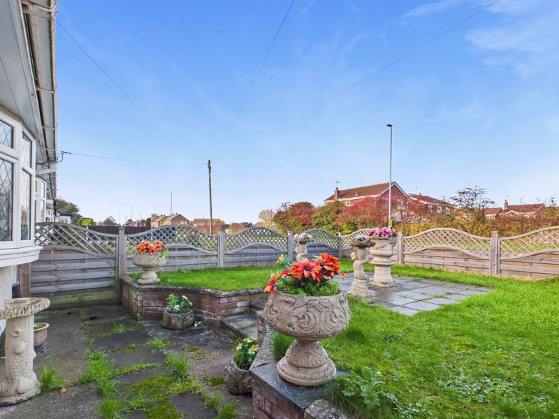 2 bed bungalow for sale in Tuxford Road, Boughton, NG22  - Property Image 11