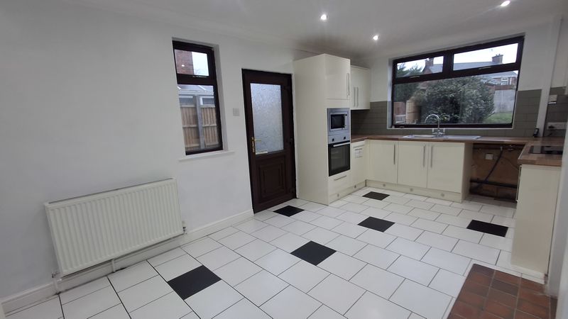 3 bed house to rent in Whinney Lane, Ollerton, NG22  - Property Image 3