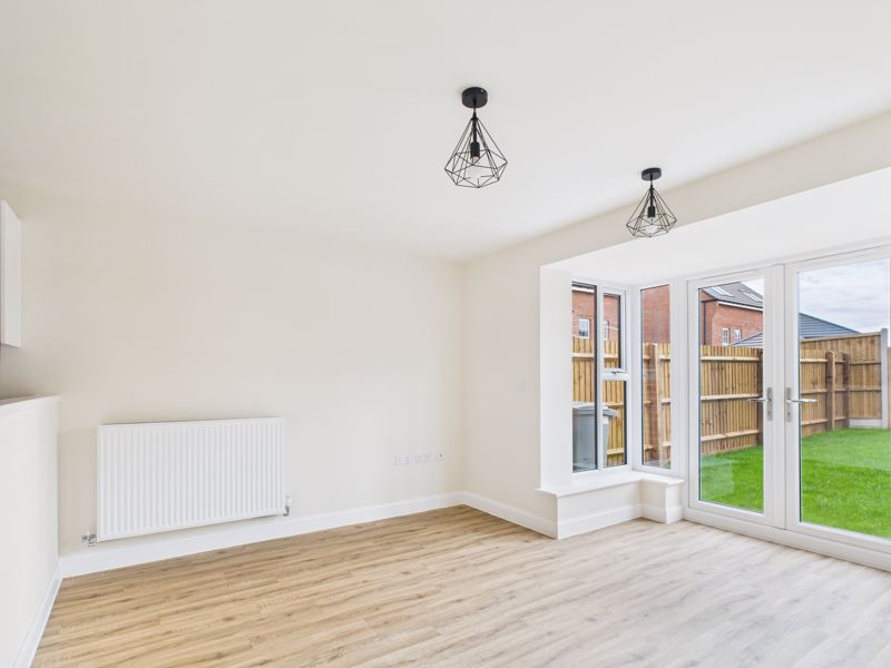 4 bed house to rent in Overman Drive, Thoresby Vale, NG21 3