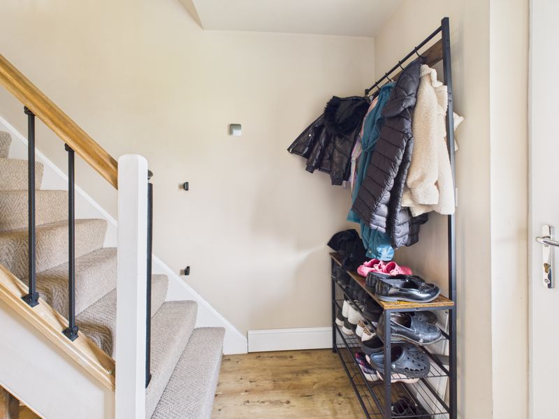 4 bed house for sale in Whitewater Road, Ollerton, NG22  - Property Image 2