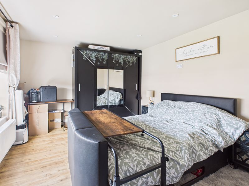 4 bed house for sale in Whitewater Road, Ollerton, NG22  - Property Image 15