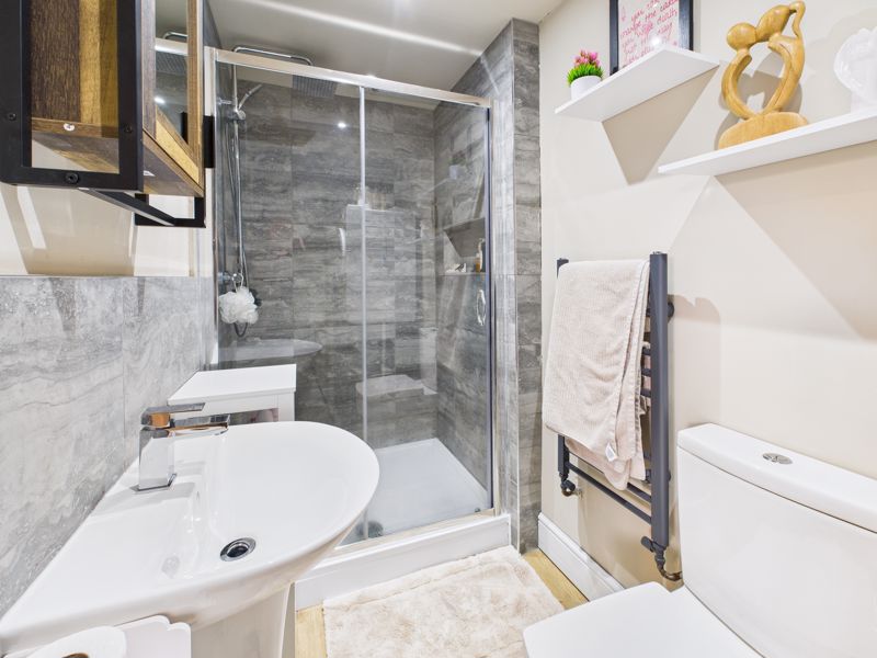 4 bed house for sale in Whitewater Road, Ollerton, NG22  - Property Image 16