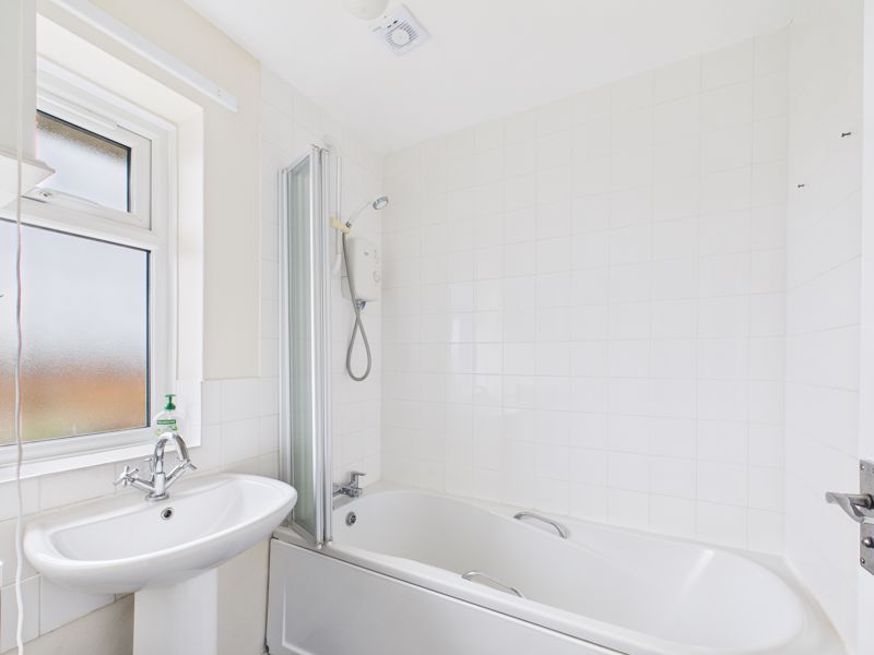 3 bed house for sale in Petersmith Drive, Newark, NG22  - Property Image 9