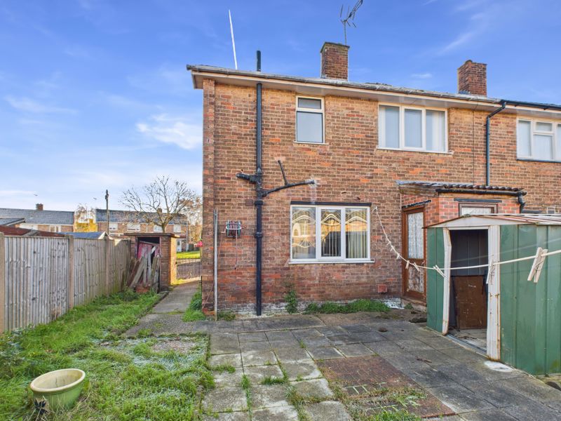 3 bed house for sale in Petersmith Crescent, Ollerton, NG22 3