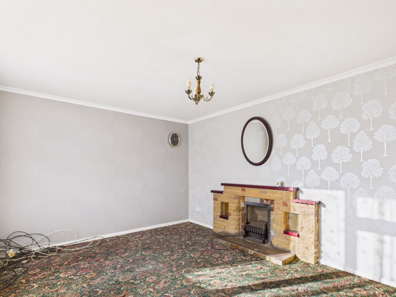 3 bed house for sale in Petersmith Crescent, Ollerton, NG22 5