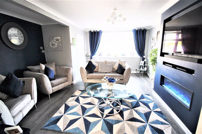 3 bed house for sale in Main Road, Boughton, NG22 2